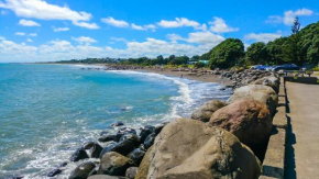 BY THE SEA ON Sackville New Plymouth